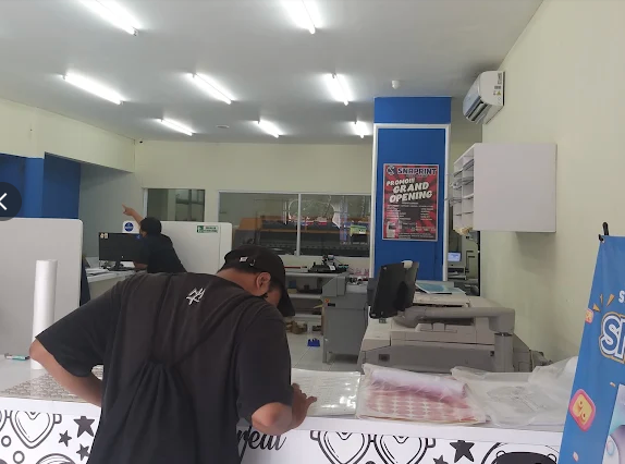 Interior Snaprint Counter